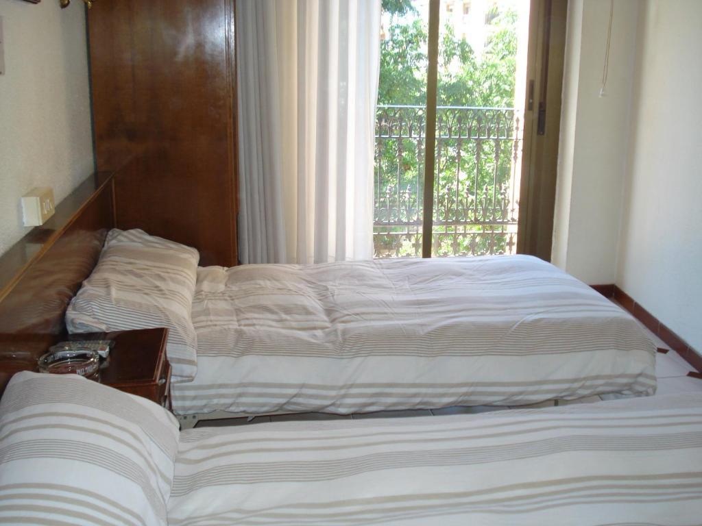 Hostel Central Сарагоса Стая снимка
