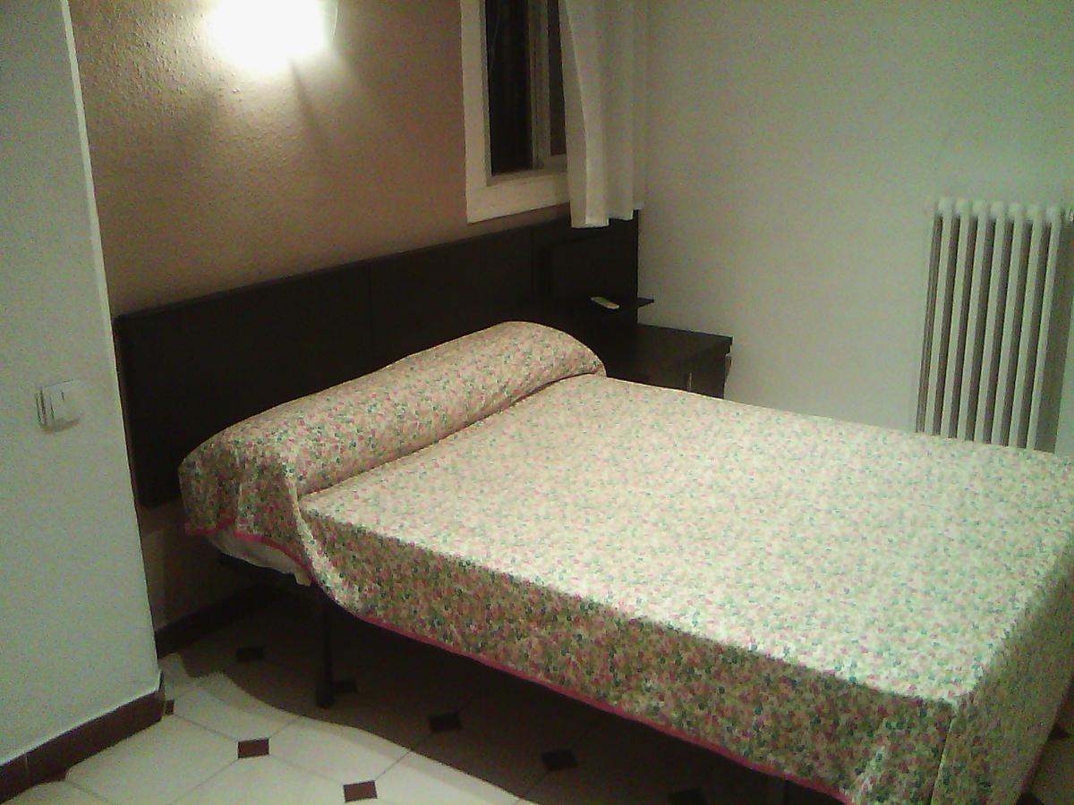 Hostel Central Сарагоса Екстериор снимка