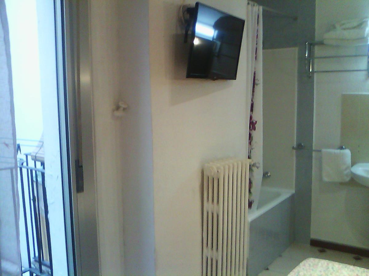 Hostel Central Сарагоса Екстериор снимка
