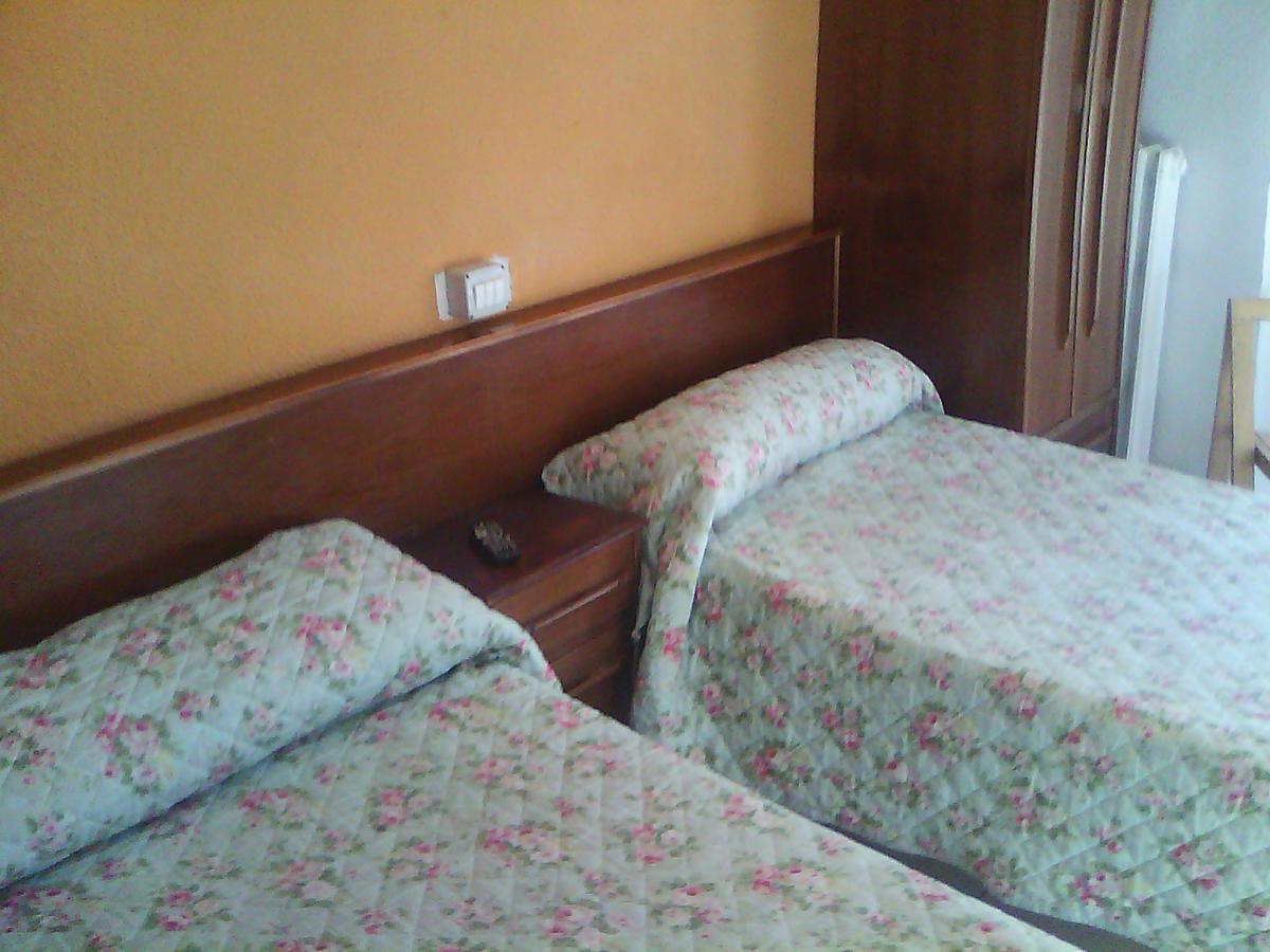 Hostel Central Сарагоса Екстериор снимка