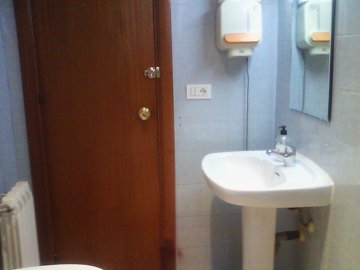 Hostel Central Сарагоса Екстериор снимка