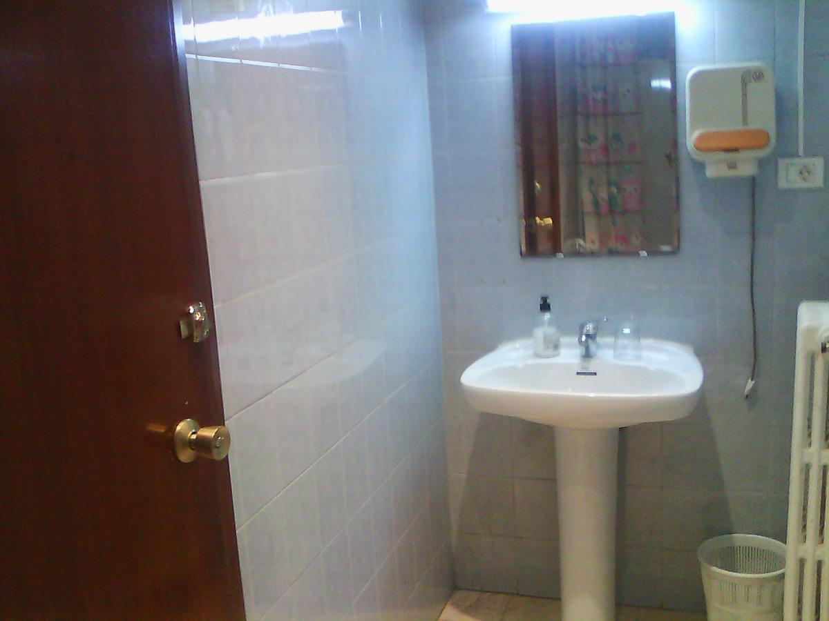 Hostel Central Сарагоса Екстериор снимка